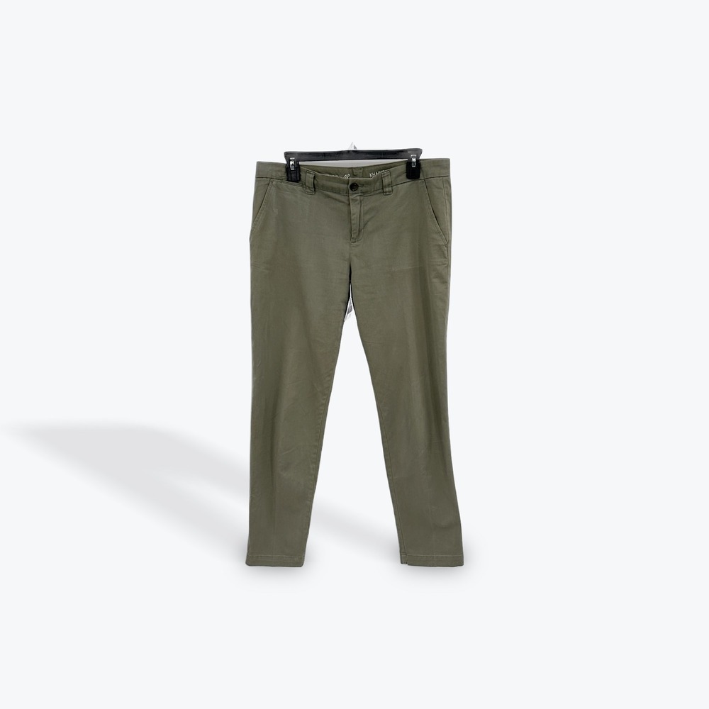 GAP Khakis by GAP‎ Broken In Straight Women's Olive Green Size 08 Pants